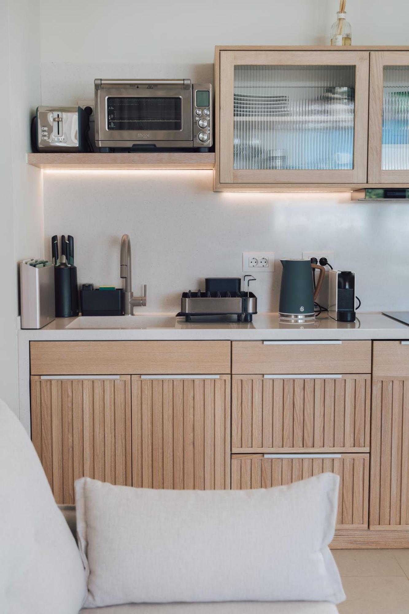 Taf Beach Villas With Tesla Tigkaki  Bilik gambar